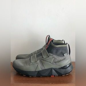 COLUMBIA Men’s Facet 45 OutDry Hiking Boots